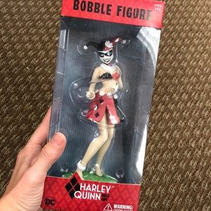 DC Comics Harley Quinn Hula Girl Bobble Figure
